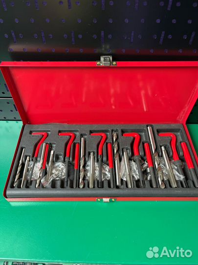 Набор метчиков