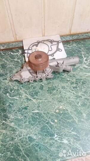 Помпа mercedes C-class (w202) C 200 CDI