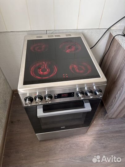 Электроплита Beko стеклокерамика