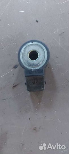 Датчик детонации на Mercedes m119