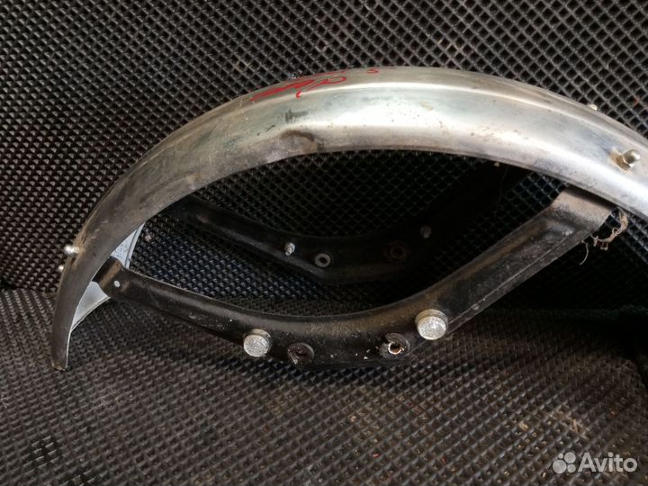 Переднее крыло иж 5