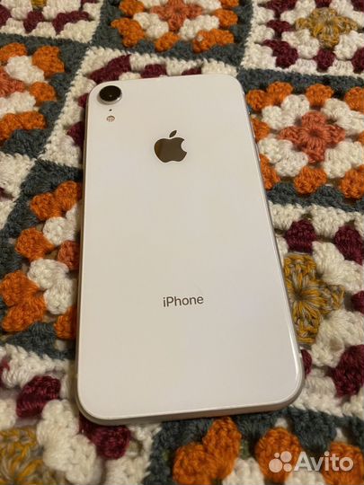 iPhone Xr, 64 ГБ