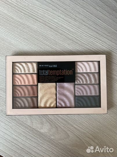 Палетка теней Temptation от Maybelline New York