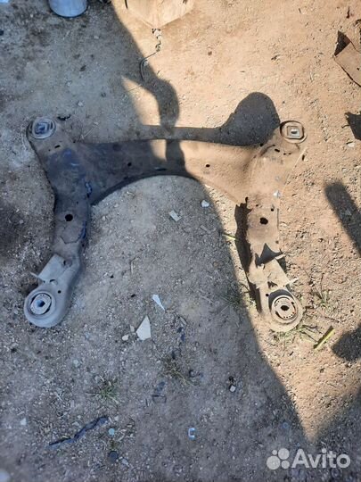 Подрамник передний Audi A6 C6 2.0