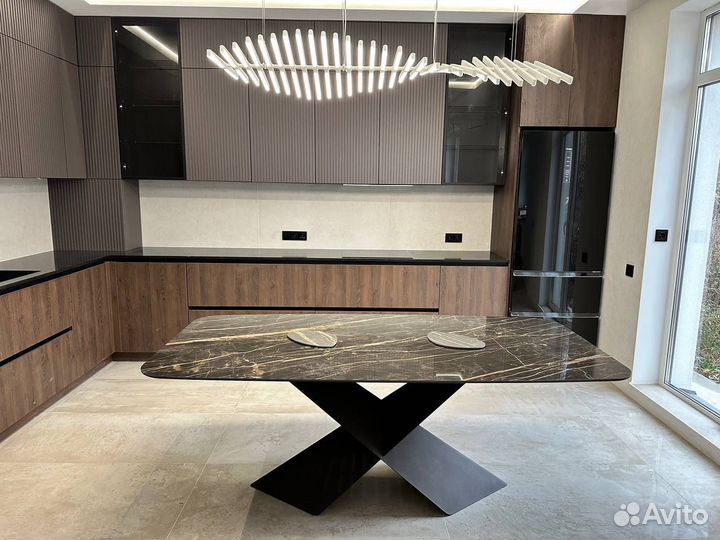 Стол из Керамогранита Michelangelo