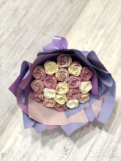 Букеты из шоколадных цветов