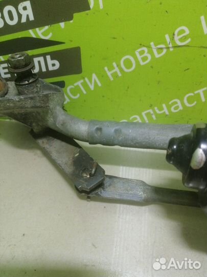 Трапеция стеклоочистителя Toyota Matrix E130