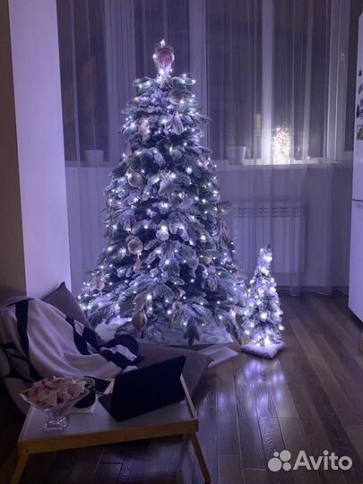 Елка искусственная литая заснеженная