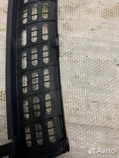 Решётка жабо Mercedes Clk-Class W208 2002