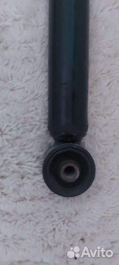 Задний амортизатор