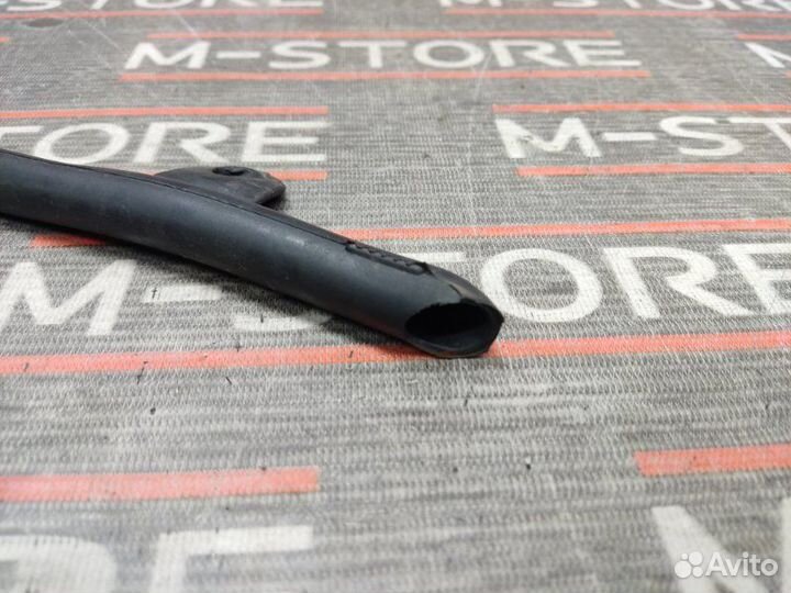 Шланг отвода конденсата левый Bmw X5 E53 M62B44