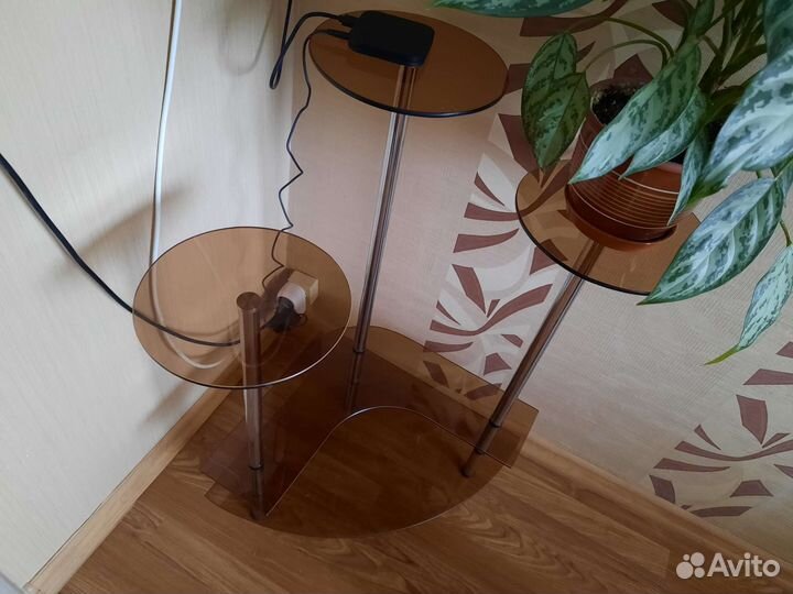 Подставка для цветов напольная