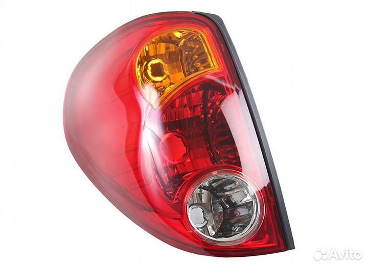 Фонарь левый Mitsubishi L200