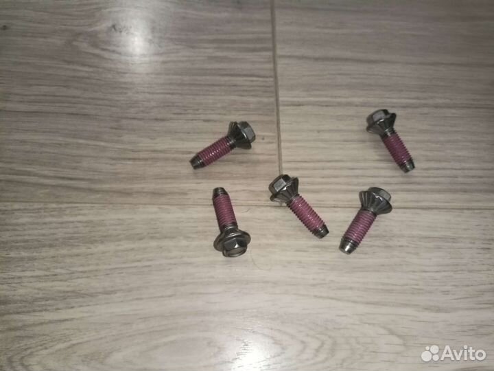 DC60-40137A болт крестовины Samsung Самсунг