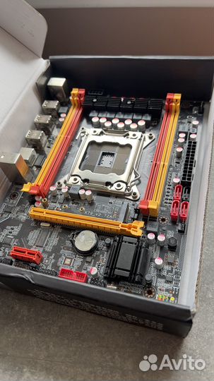 Материнская плата