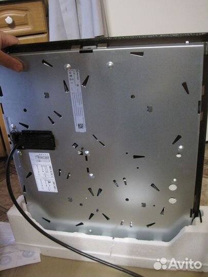 Электрическая плита Электролюкс