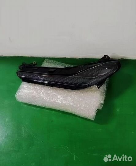 Дневные ходовые огни Lotus Eletre