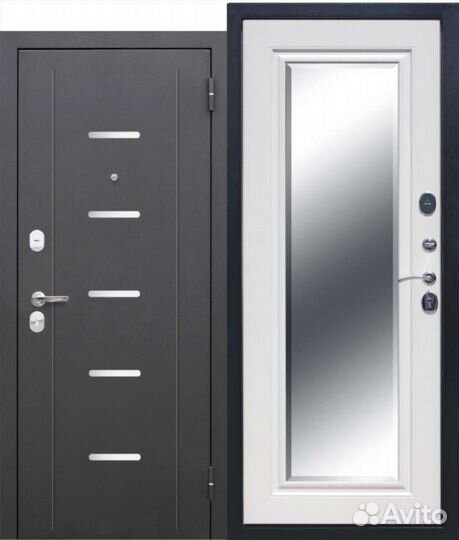 Дверь с зеркалом