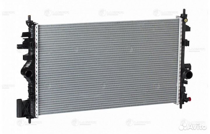 Радиатор охлаждения Опель Инсигния 08