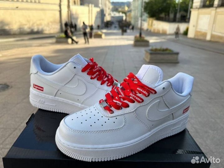 Кроссовки Nike Air Force 1 Low Supreme Белые