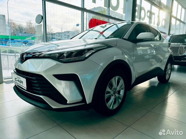 Toyota Izoa 2.0 CVT, 2023