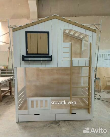 Двухъярусная Эко кровать домик из дерева