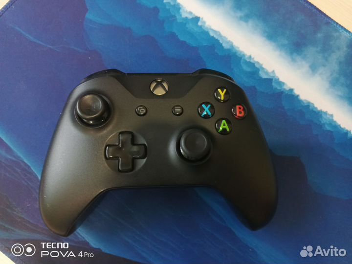 Xbox One + 5 игр