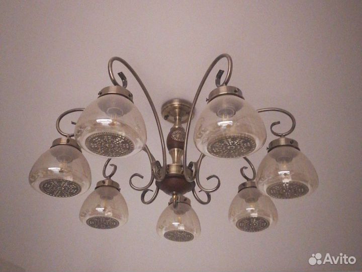 Люстра потолочная