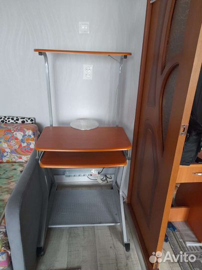 Компьютерный стол