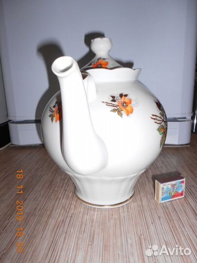 Шикарный пятилитровый чайник СССР в коллекцию