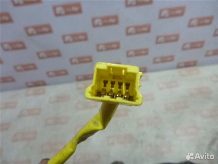 Проводка салона Mitsubishi L200 KB4T 4D56 2008