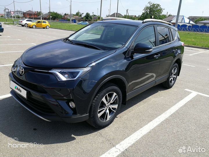 Toyota RAV4 2.0 CVT, 2017, 75 100 км