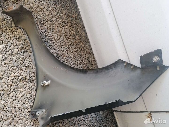 Крыло правое форд фиеста мк5