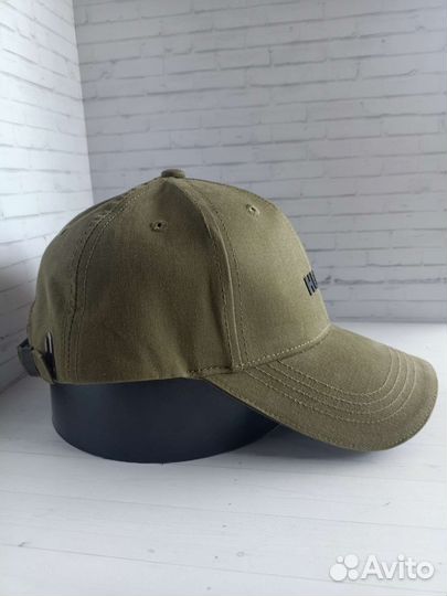 Бейсболка Hugo