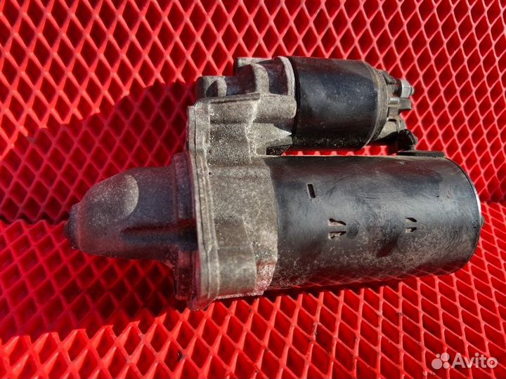 Стартер Bmw X5 E53 2004