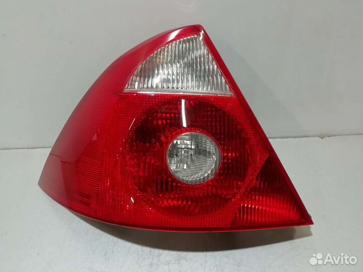 Фонарь левый Форд Мондео 3 (2003-2005г) рестайл