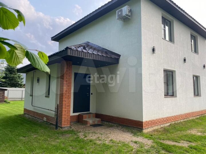 Коттедж 129,4 м² на участке 9,2 сот.