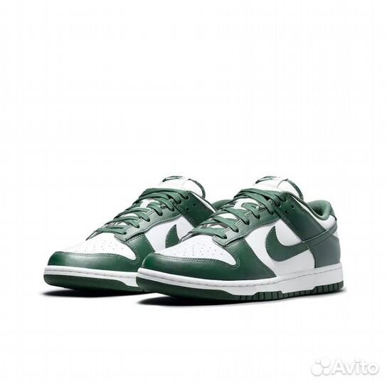 Nike dunk low 