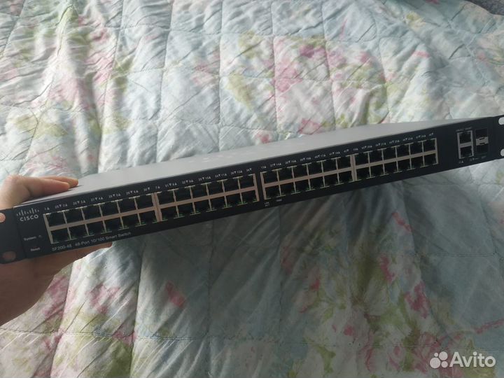 Коммутатор 48 портов Cisco SF200-48