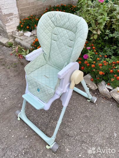 Стульчик для кормления Happy Baby