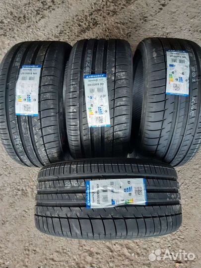 Triangle Sports TH201 255/35 R18