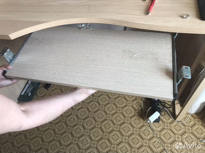 Полочка под клавиатуру