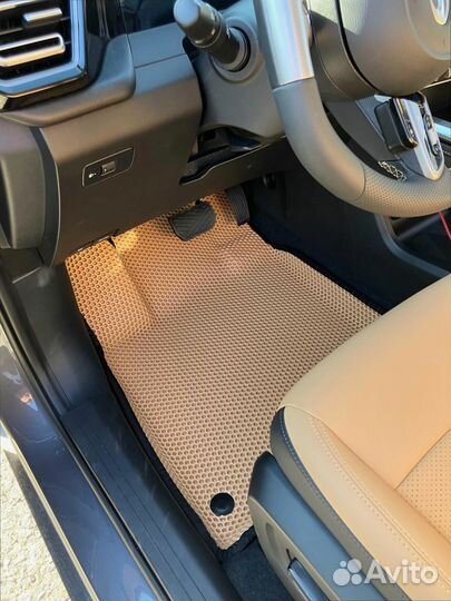 3D автомобильные коврики в салон под ключ