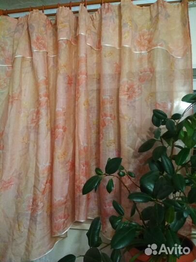 Занавеска короткая