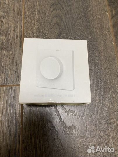 Регулятор яркости Yeelight