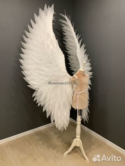 Крылья ангела белые