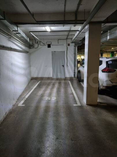 Машиноместо, 12 м²