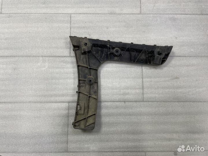 Кронштейн крепления заднего бампера Ауди А6 С7