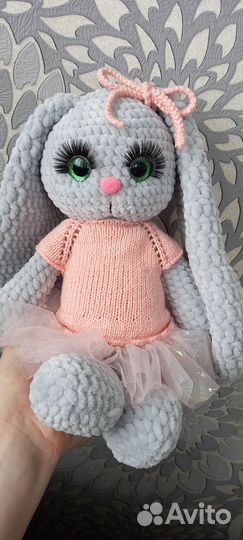 Вязаный заяц