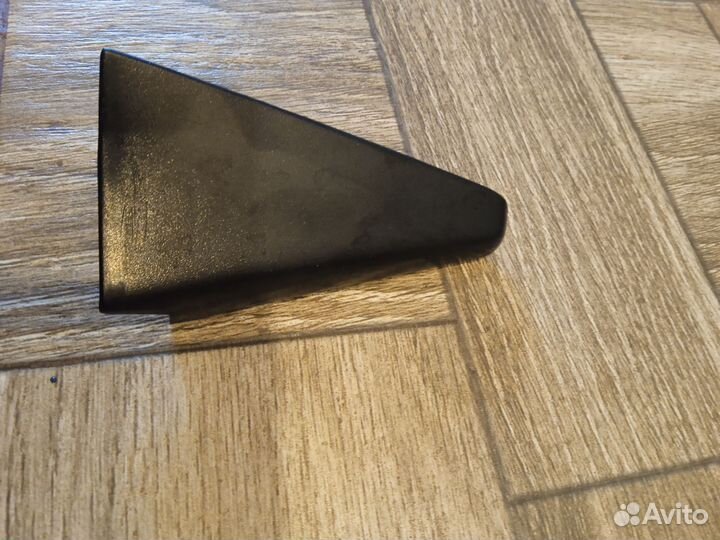 Наружная накладка задней правой двери Seat Cordoba